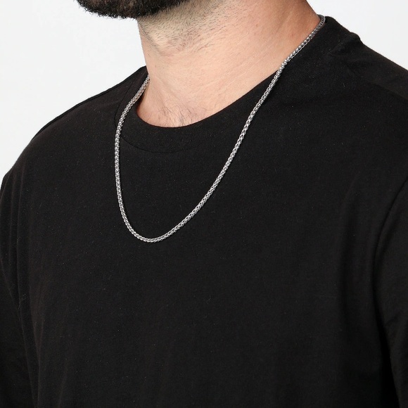 22” Stainless Steel 2.5mm Wheat Chain Necklace Silver NEW - Picture 2 of 5